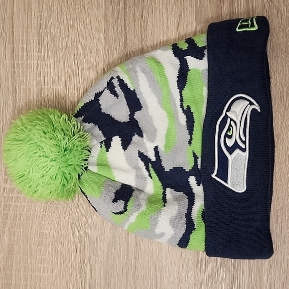 Seahawks Camo Beanie - Picture 1 of 5